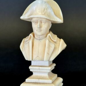 Buste Napoléon en ivoire 19e